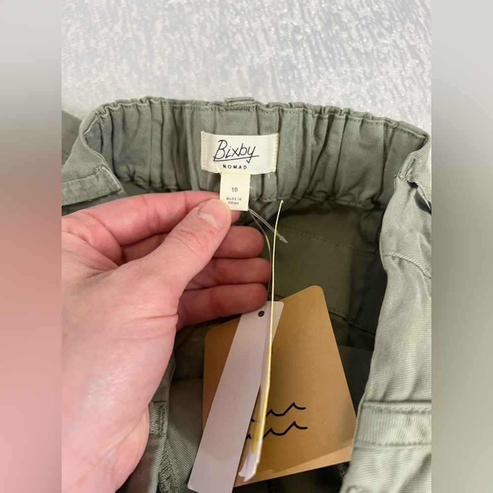 Bixby Nomad Light green twill wide leg cargo pants size 10 NWT - Picture 4 of 9
